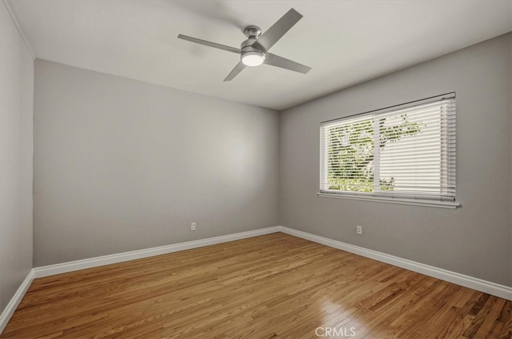 1034 N Soldano