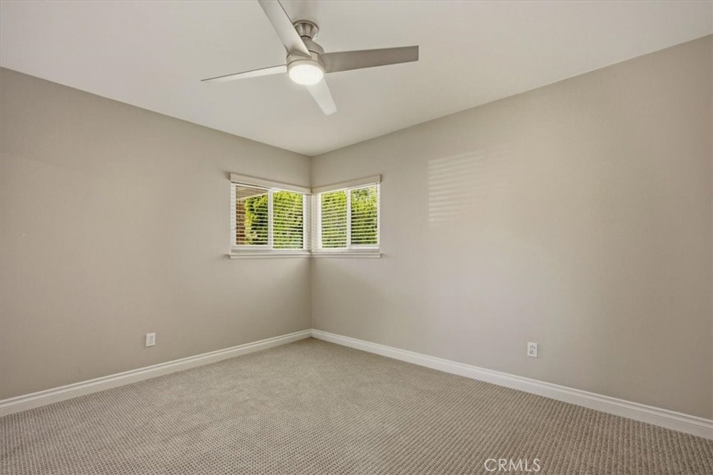 1034 N Soldano