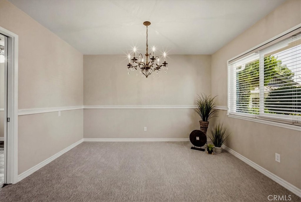 1034 N Soldano