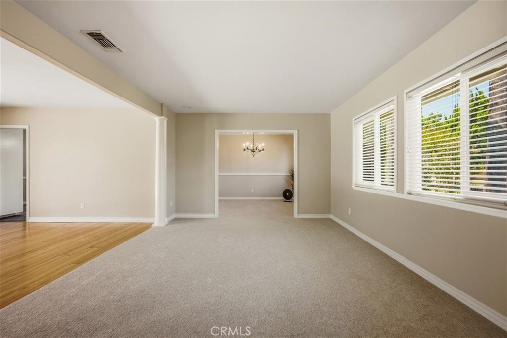 1034 N Soldano
