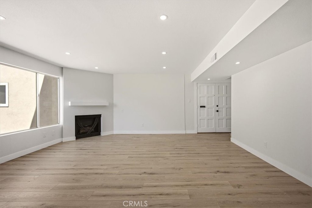 10365 Downey