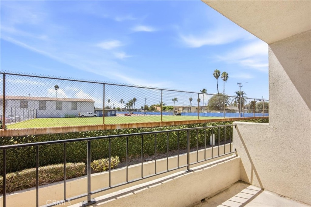 10365 Downey