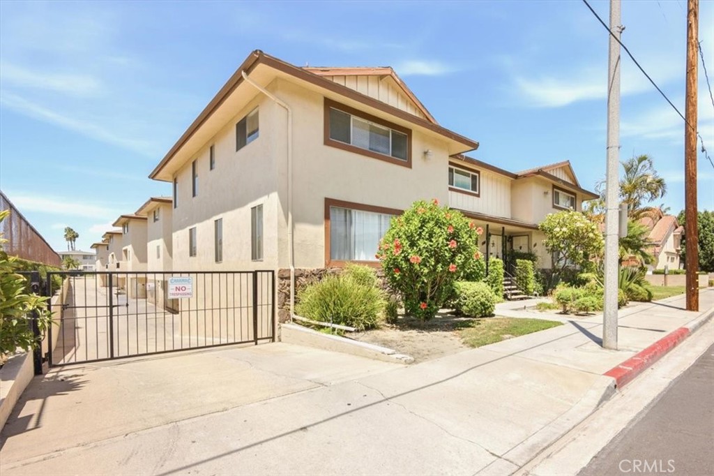 10365 Downey