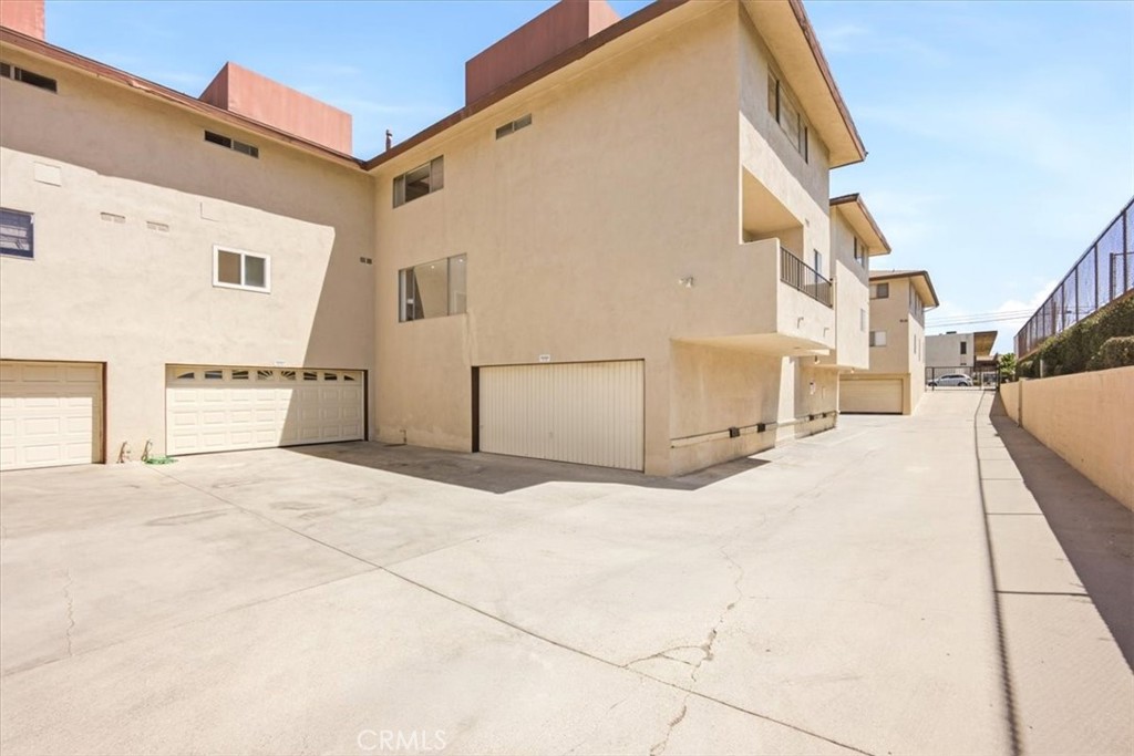 10365 Downey