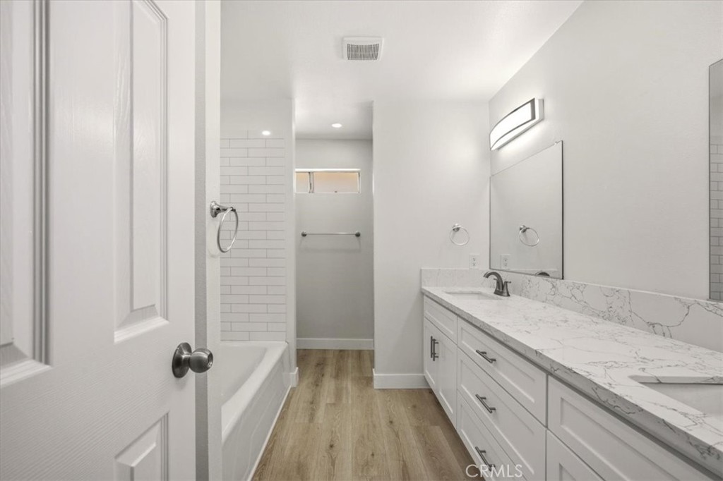 10365 Downey