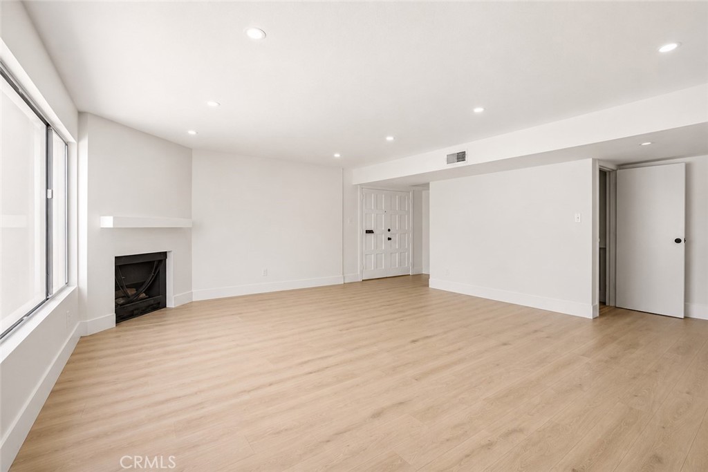 10365 Downey