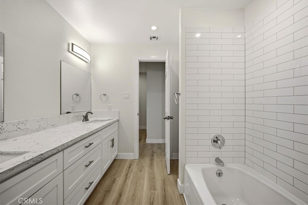10365 Downey