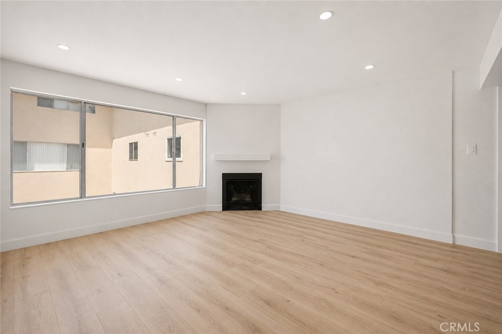10365 Downey