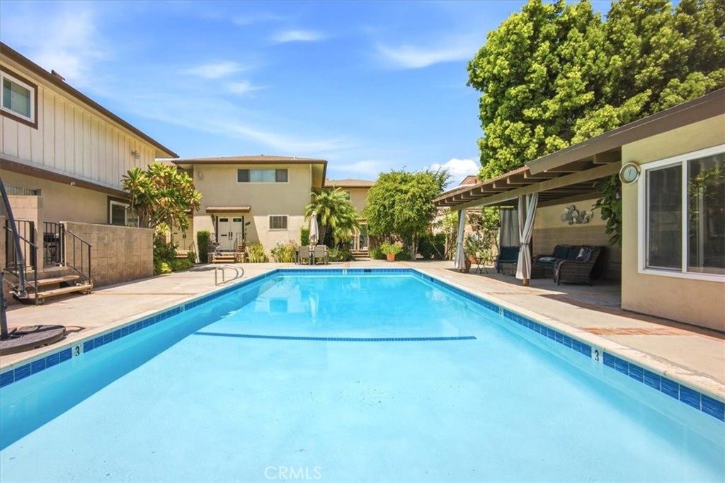10365 Downey