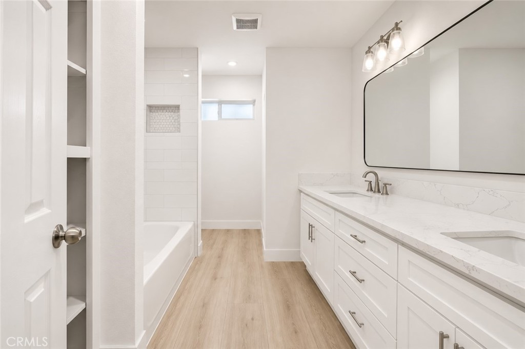 10365 Downey