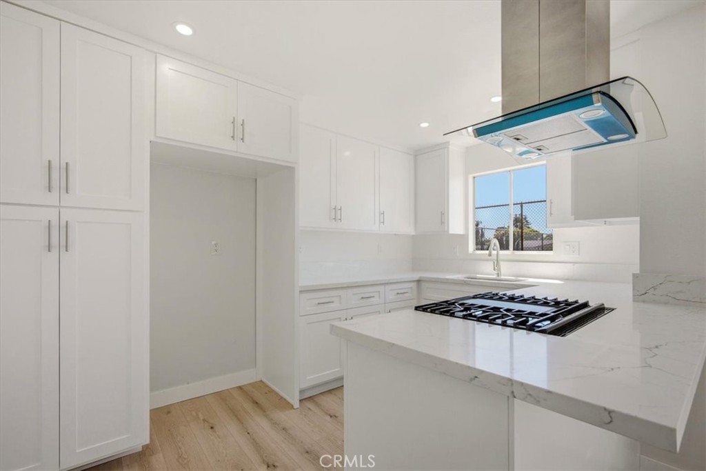 10365 Downey