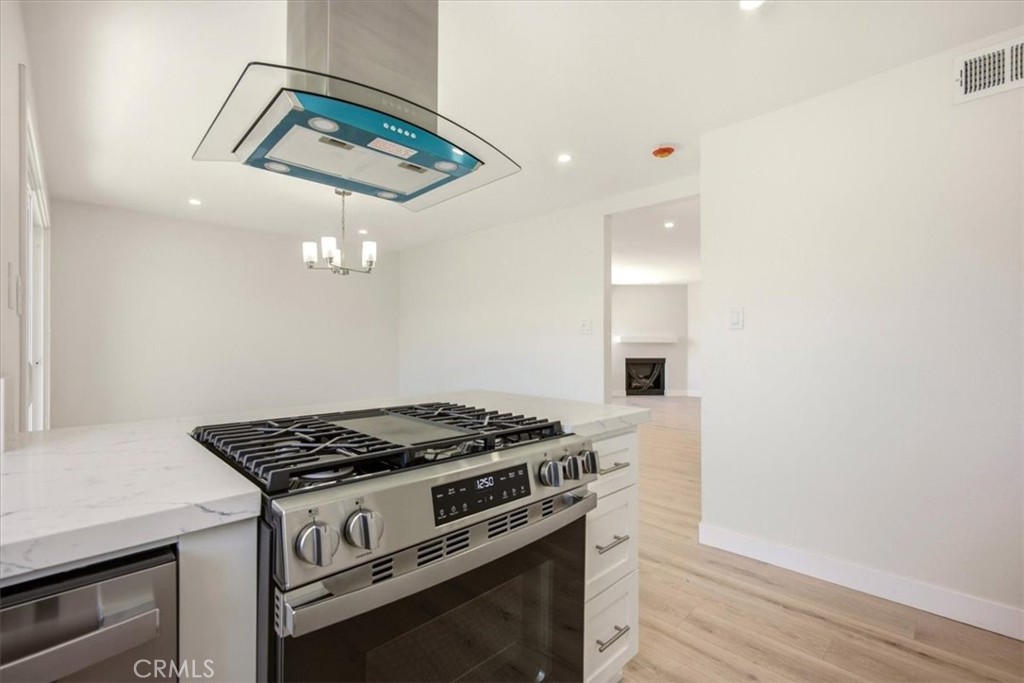 10365 Downey