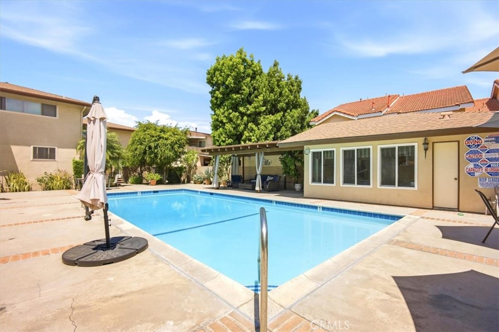 10365 Downey