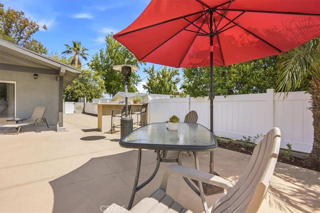 1175 Valley View