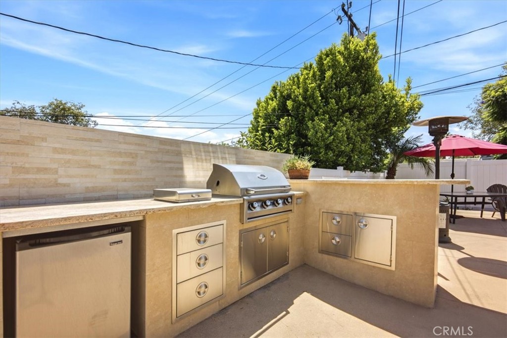 1175 Valley View