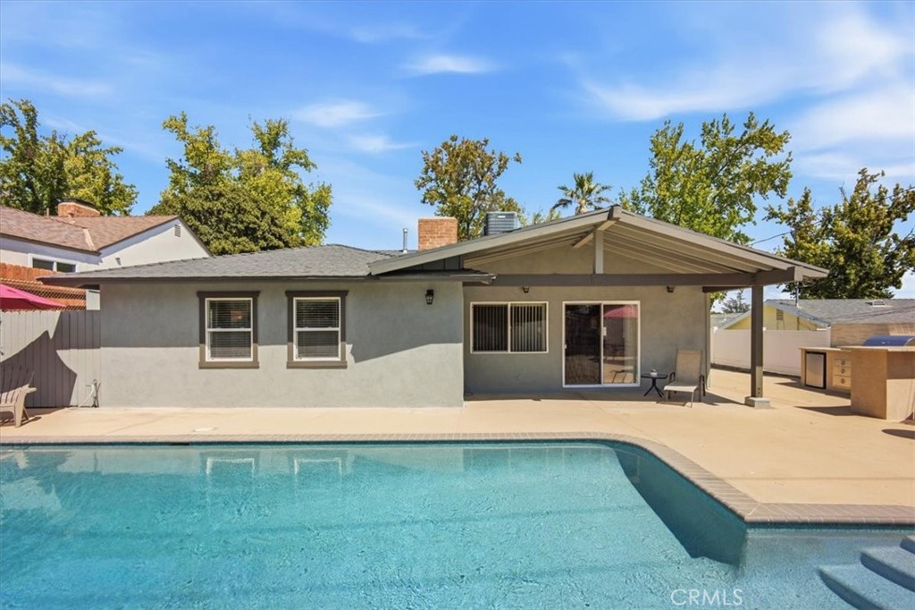 1175 Valley View
