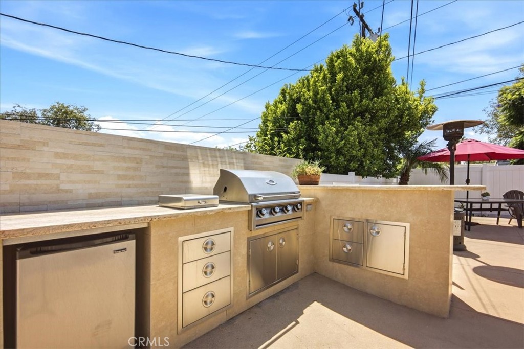 1175 Valley View