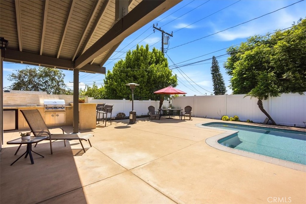 1175 Valley View