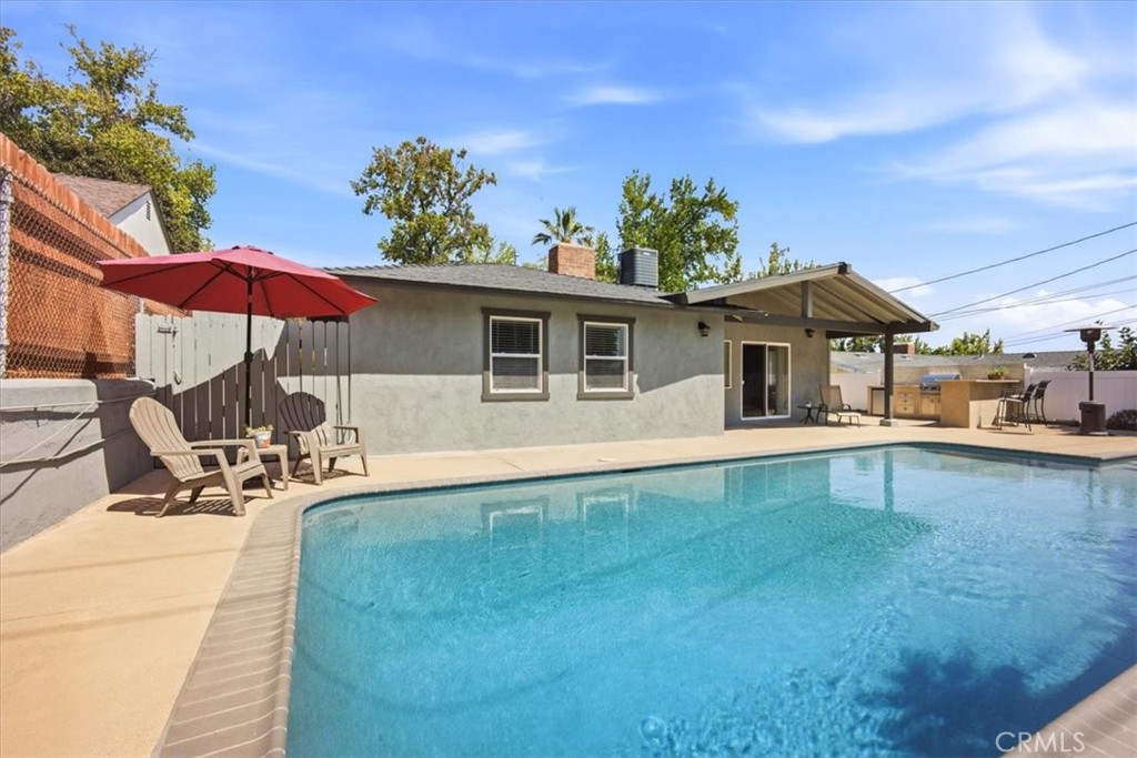 1175 Valley View