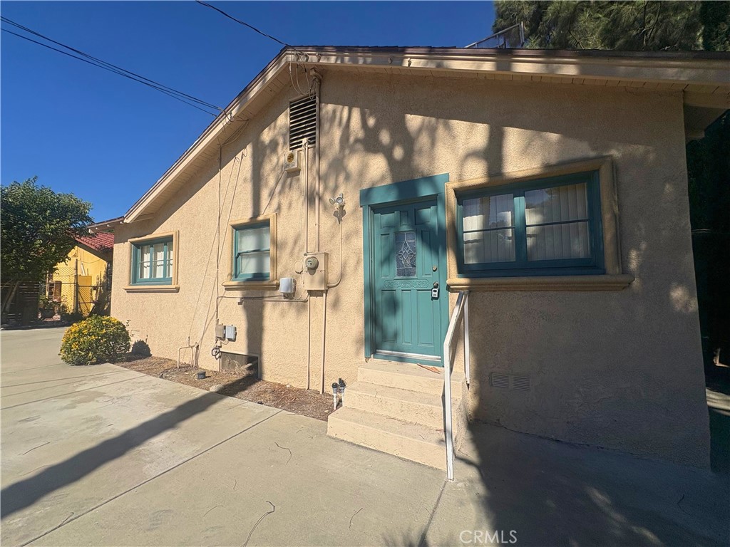 363 S Indian Hill