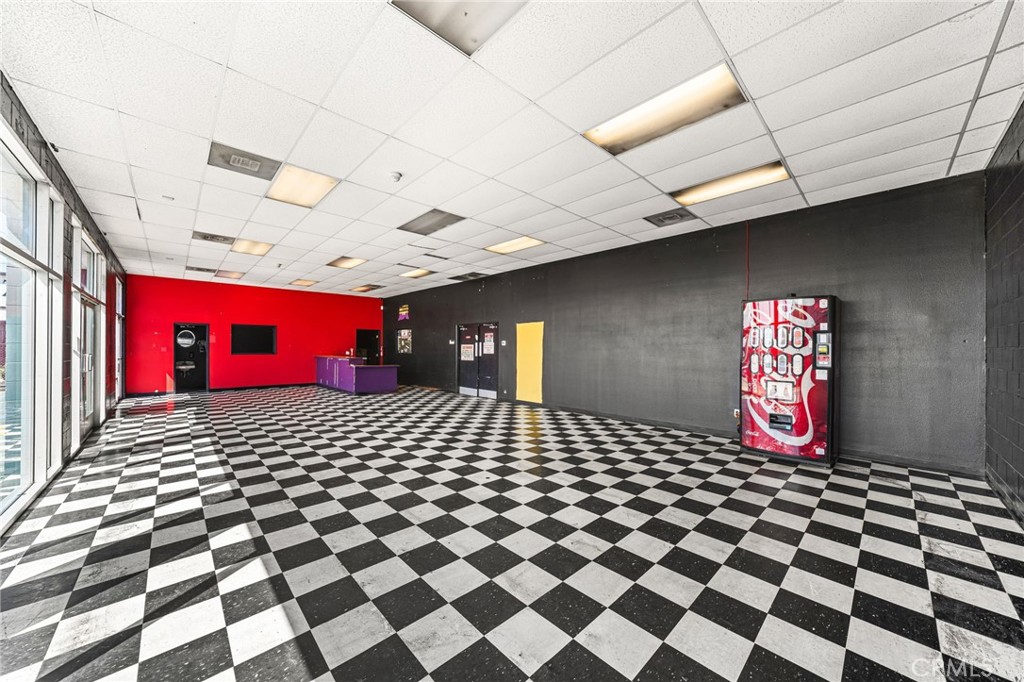 960 West Holt Blvd