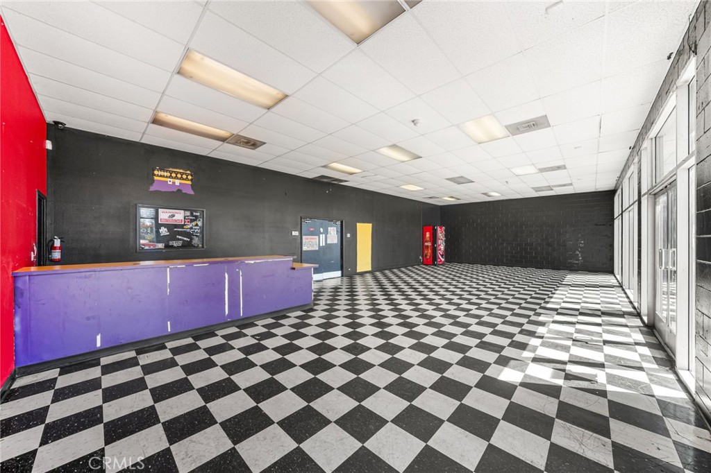 960 West Holt Blvd
