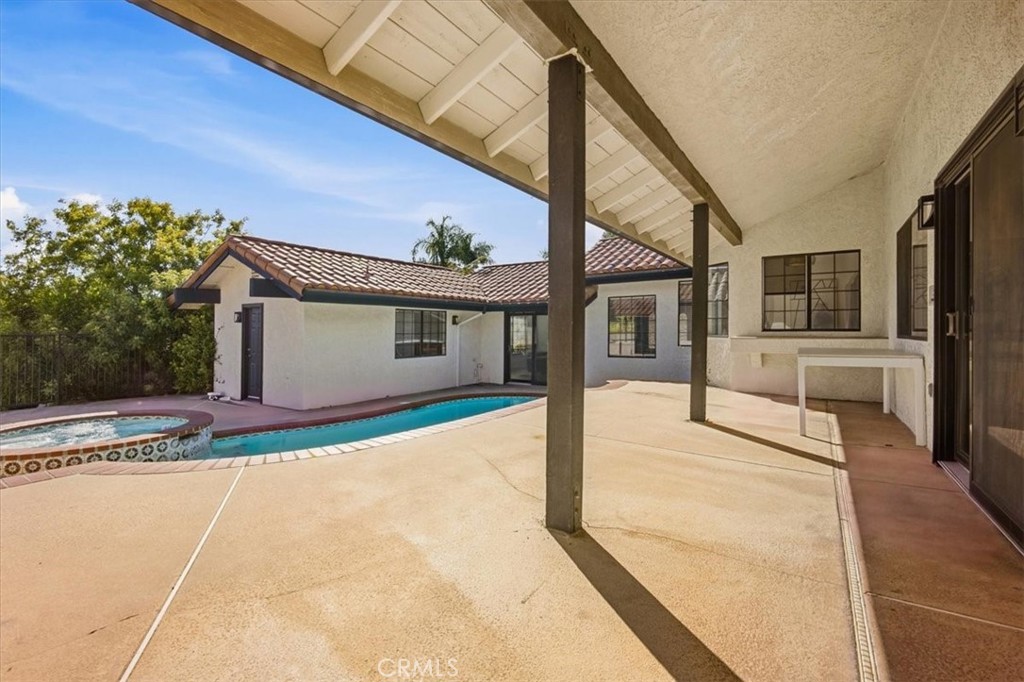 5087 Granada Court