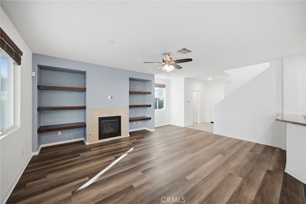 3695 Bur Oak