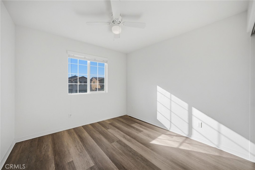 3695 Bur Oak