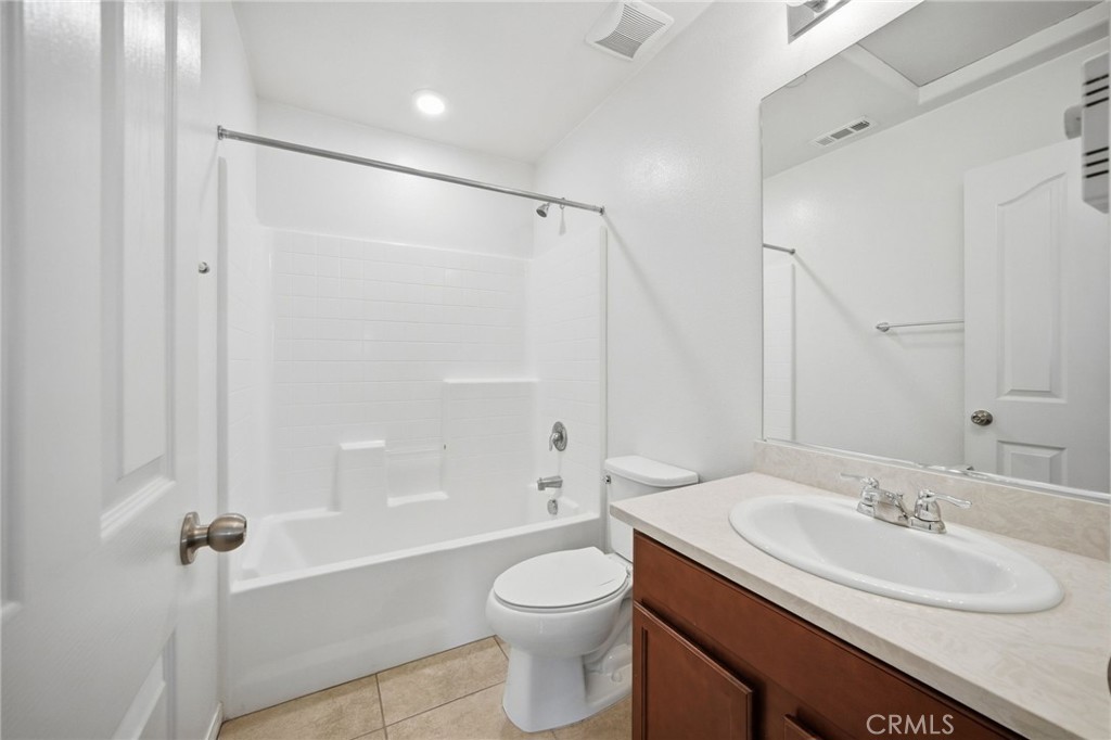 3695 Bur Oak