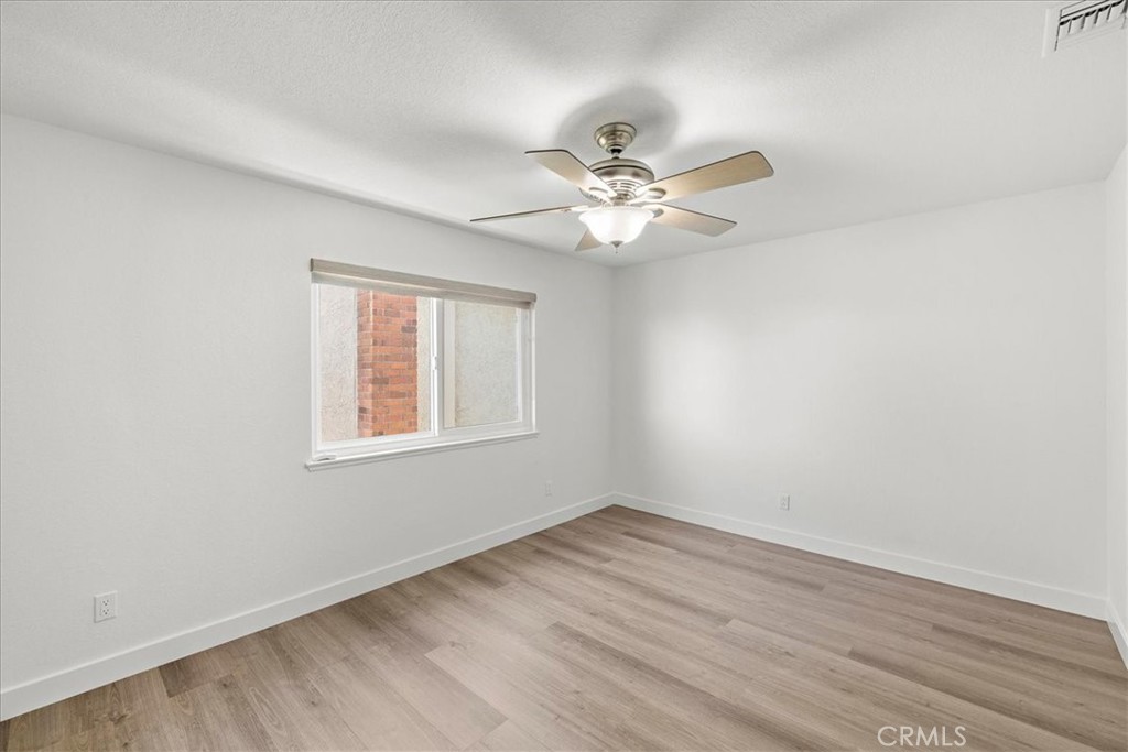11044 Stone River