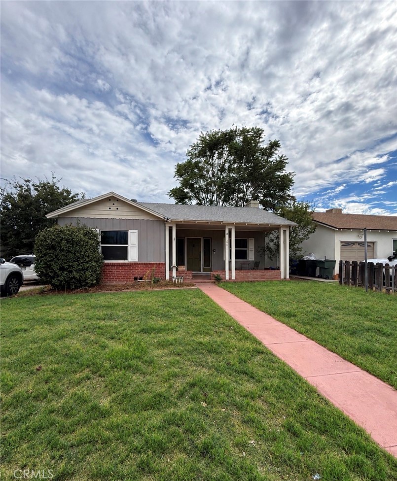 661 W 27th