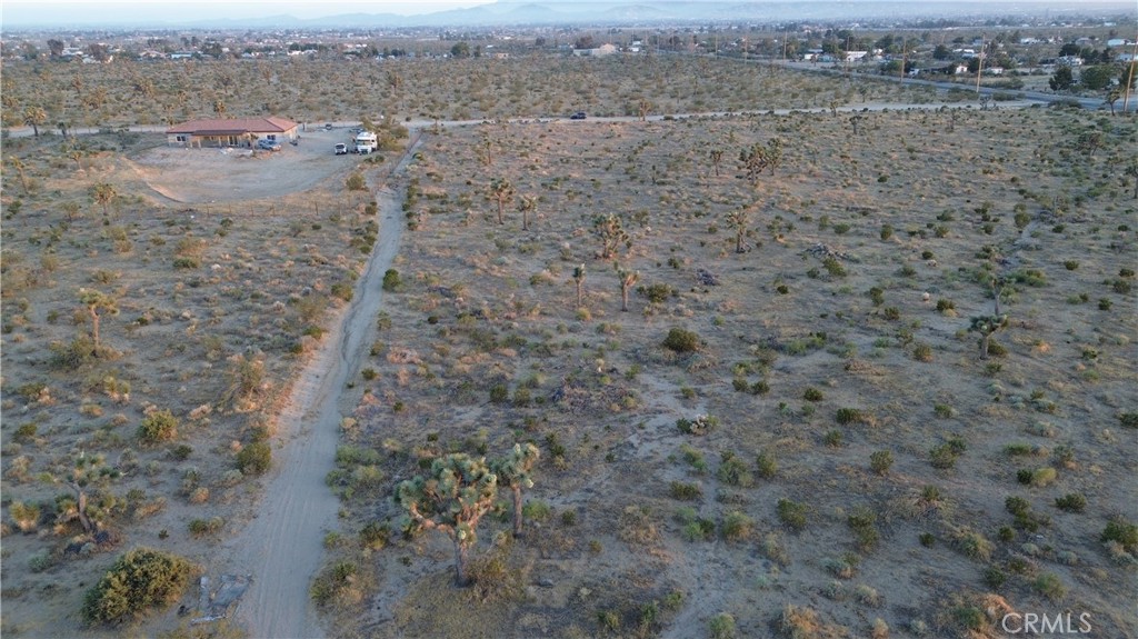 3098 La Nesa RD