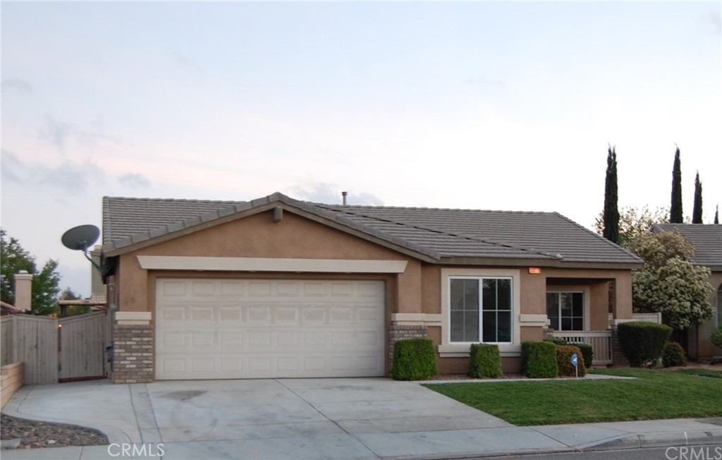 1377 Clear Valley RD
