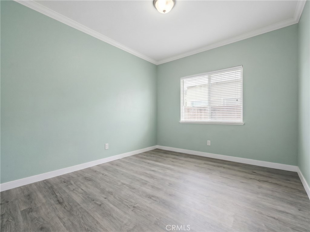 1377 Clear Valley RD