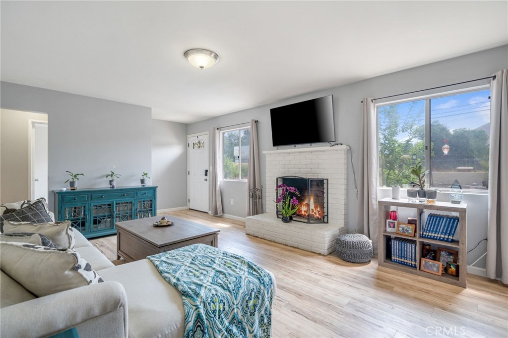 1159 Sapphire Avenue