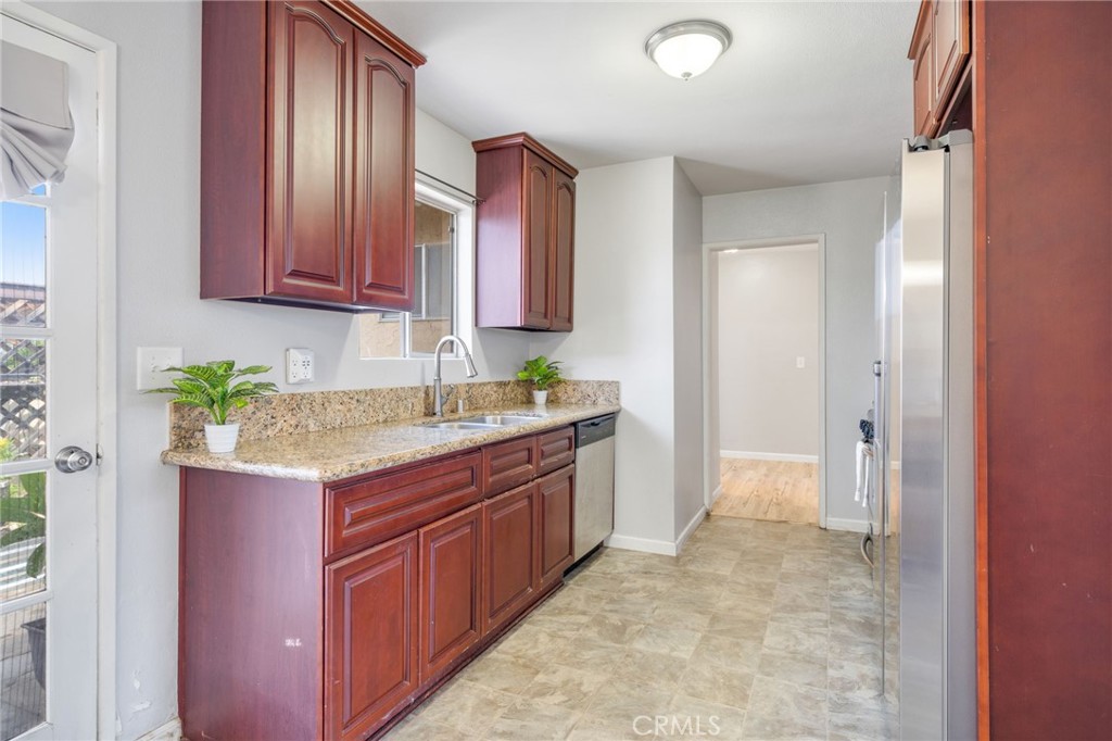 1159 Sapphire Avenue