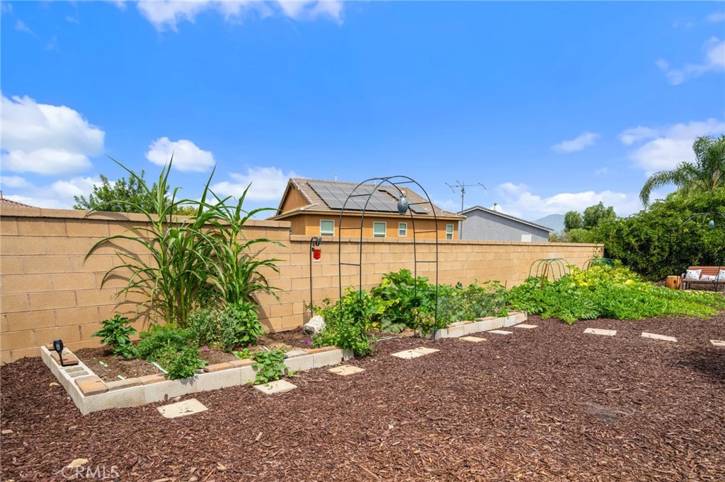 1159 Sapphire Avenue