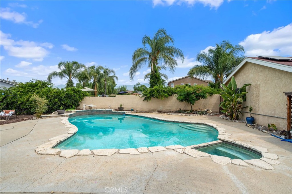 1159 Sapphire Avenue