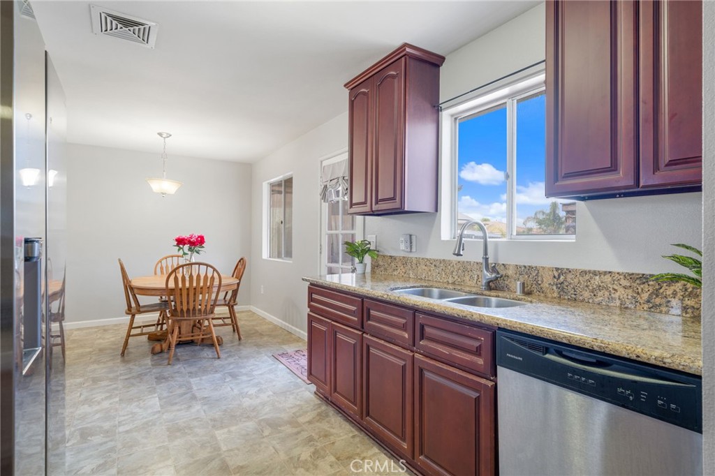 1159 Sapphire Avenue