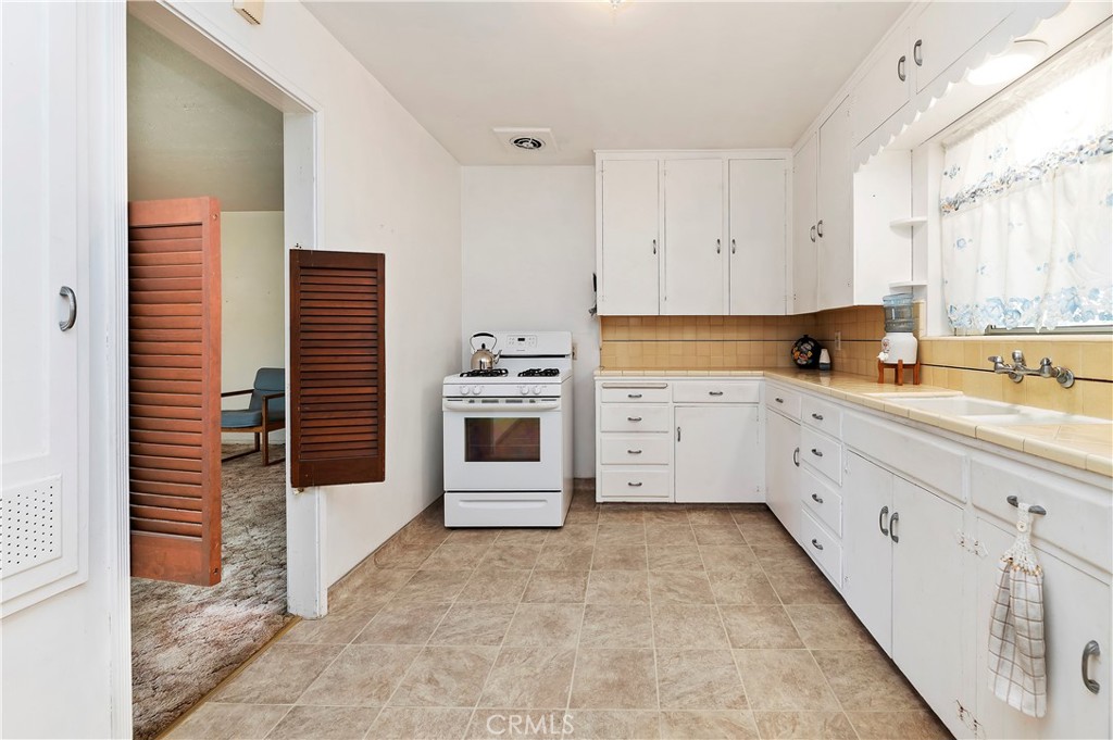 7448 Olive Tree Lane