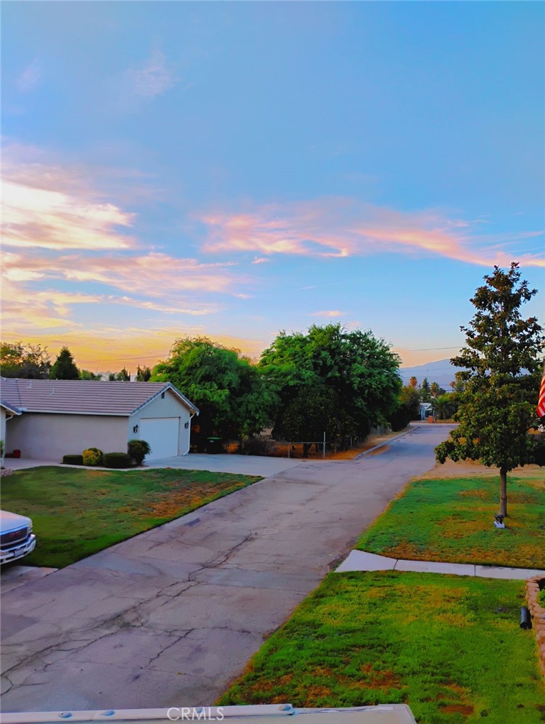 243 W County Line Road