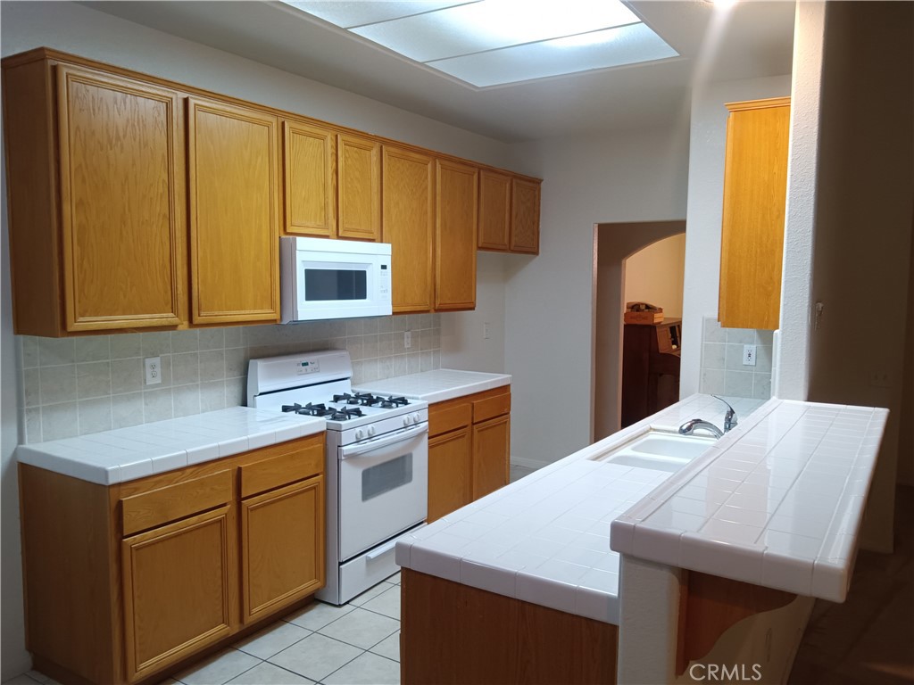 12390 San Dimas Street