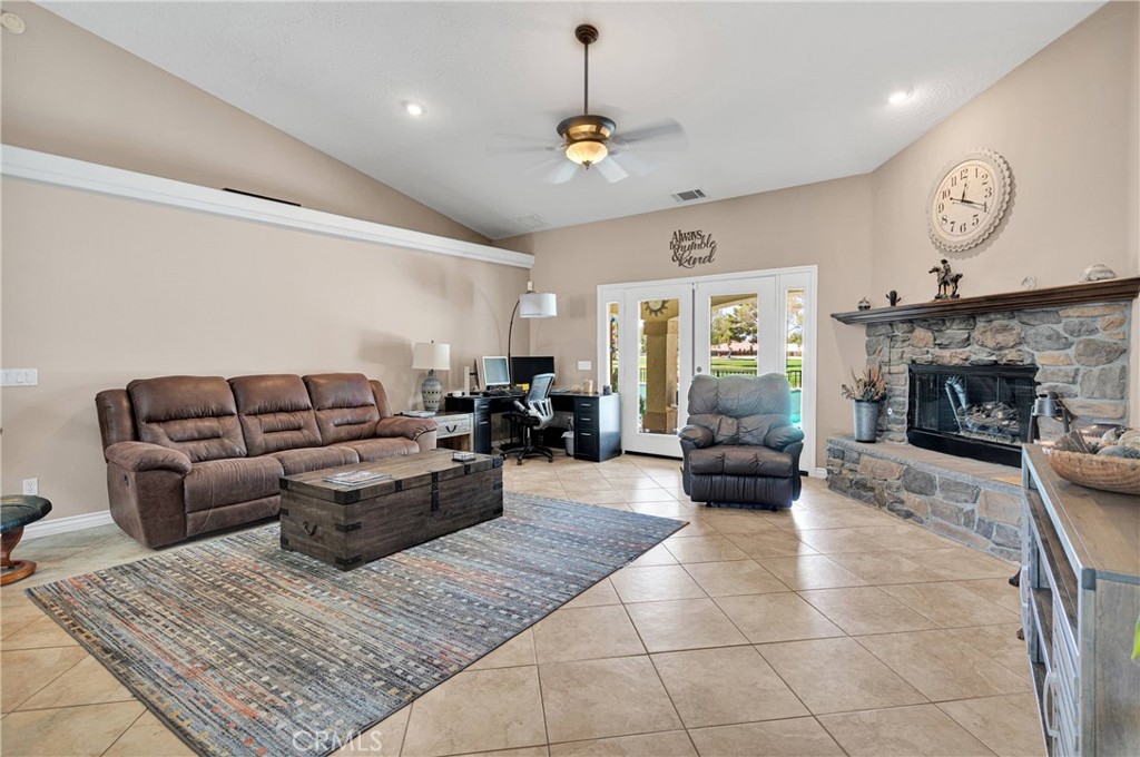 14927 Tournament Drive