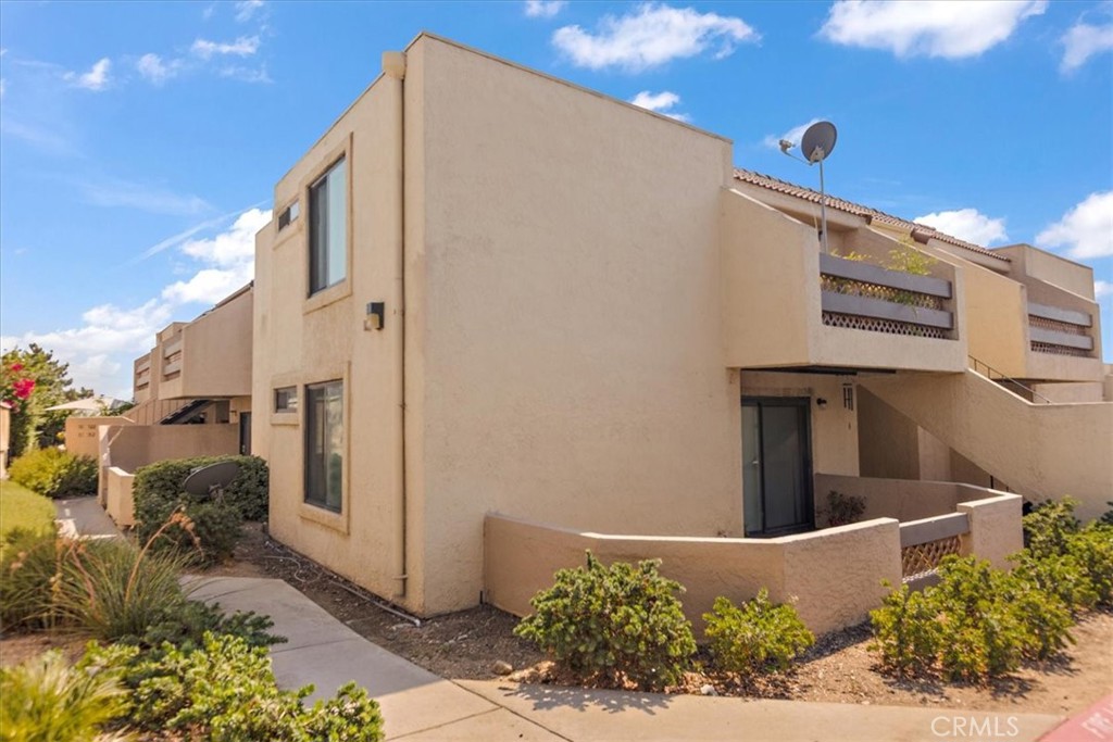 2265 Bradford Avenue 522