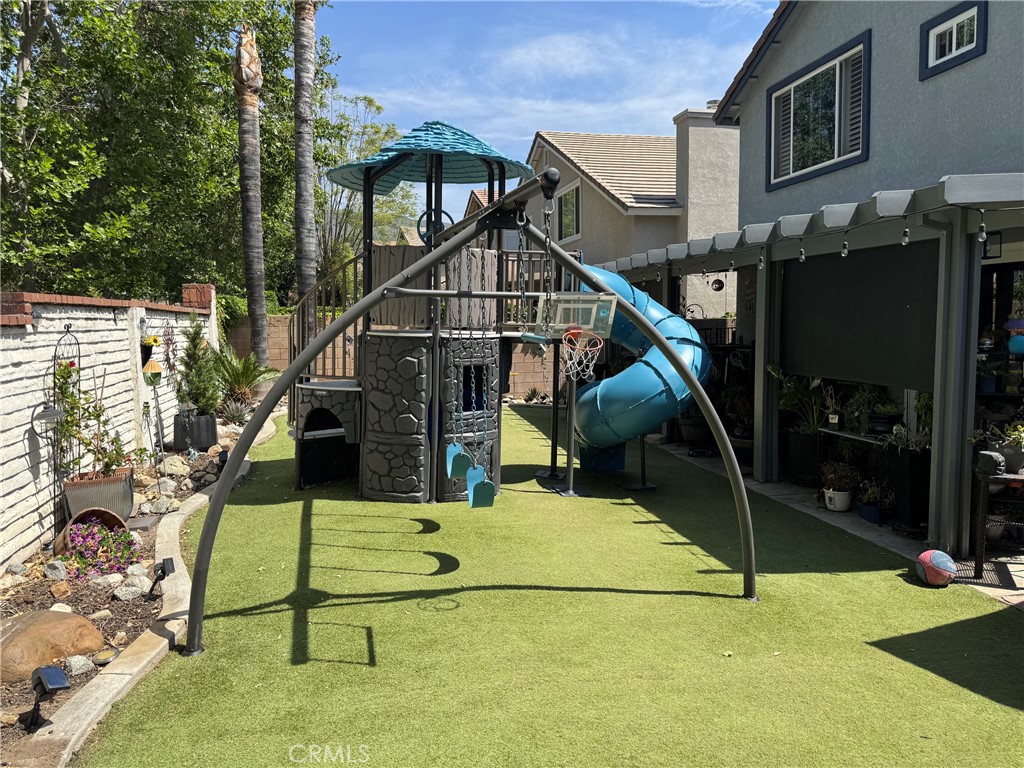 5392 Bullpen Drive