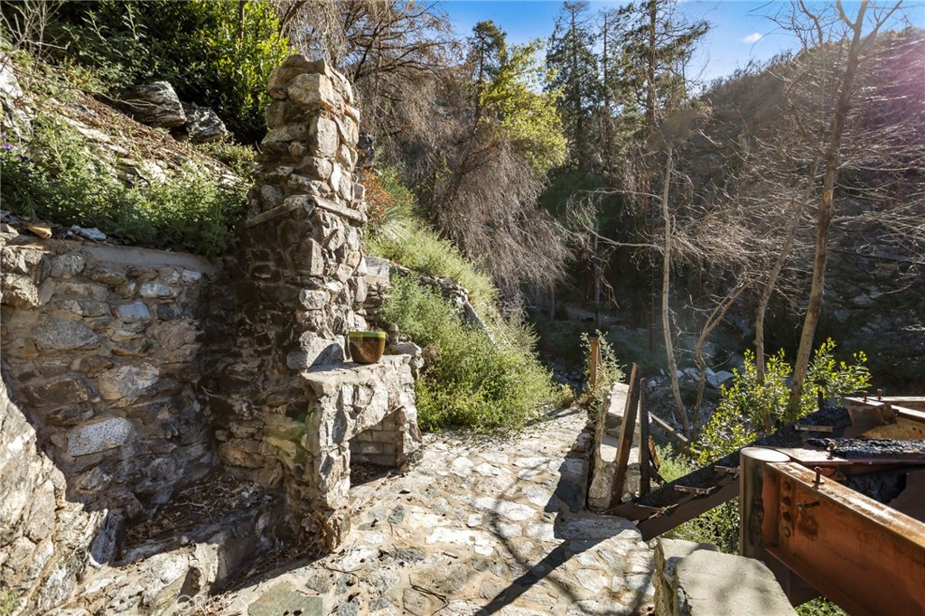 6653 Bear Canyon Drive