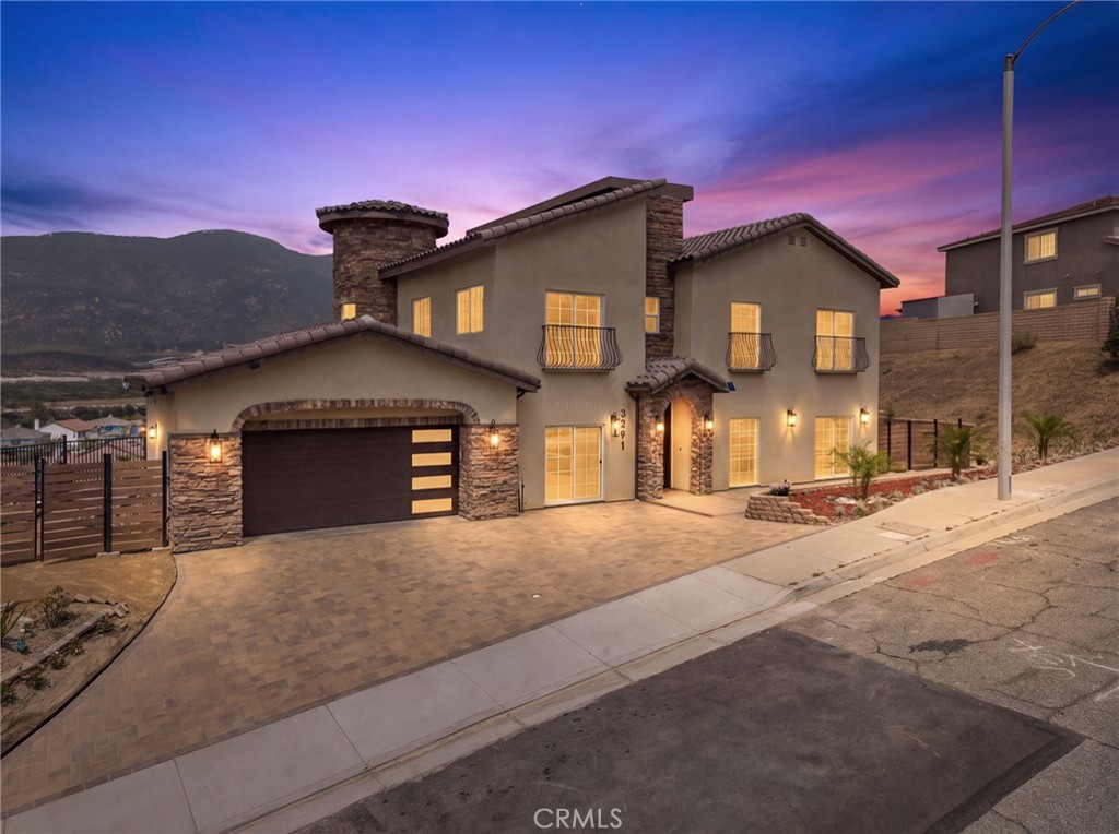 5491 N Pinnacle