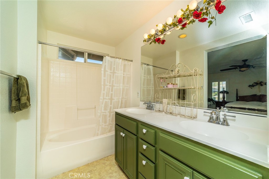 11433 Mountain View