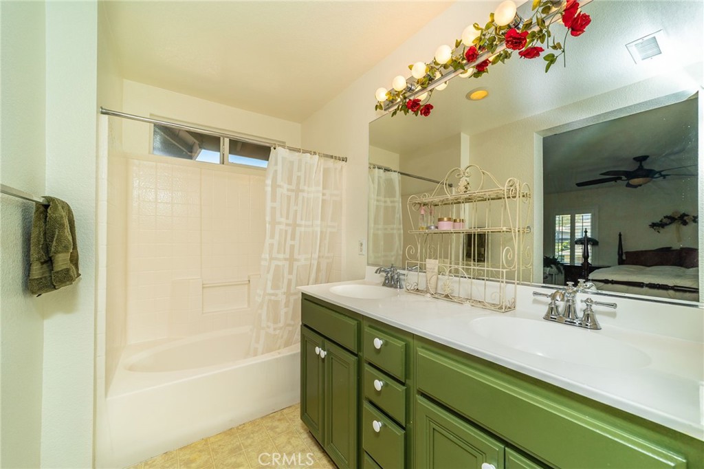 11433 Mountain View
